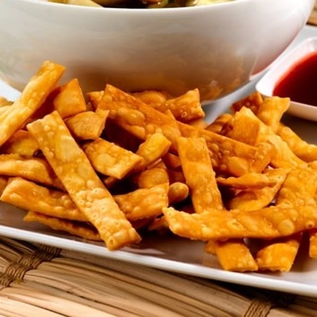 Crispy Noodles W Homemade Duck Sauce.